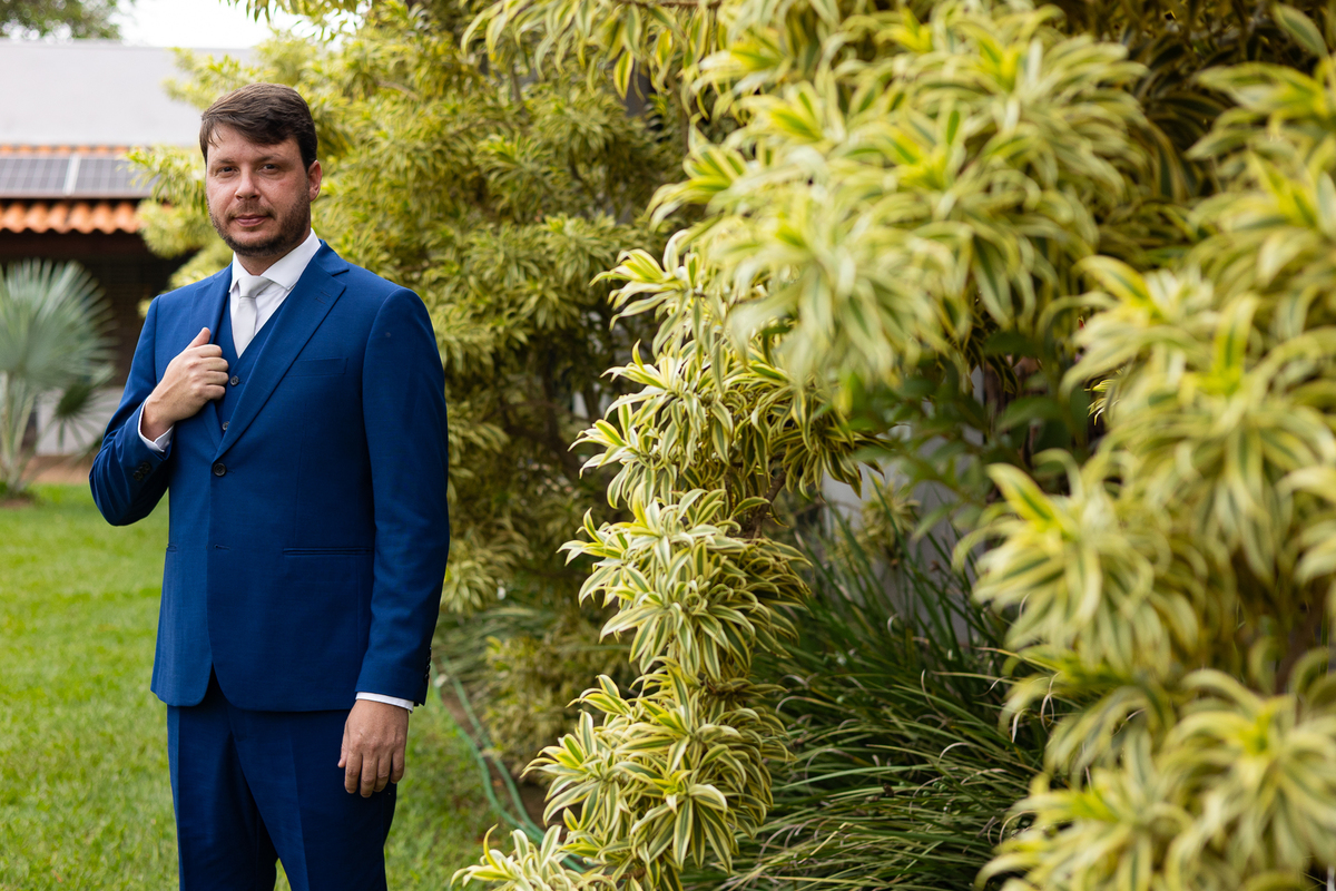foto-fotografia-evento-casamento-ensaio-precasamento-prewedding-casamento-noivos-noivas-wedding-natureza-igreja-cerimonia-campo-vestido-buque-uberaba-minas