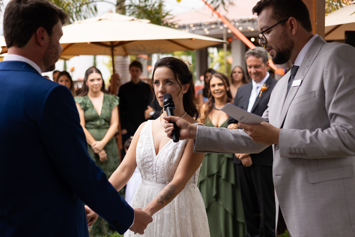 foto-fotografia-evento-casamento-ensaio-precasamento-prewedding-casamento-noivos-noivas-wedding-natureza-igreja-cerimonia-campo-vestido-buque-uberaba-minas