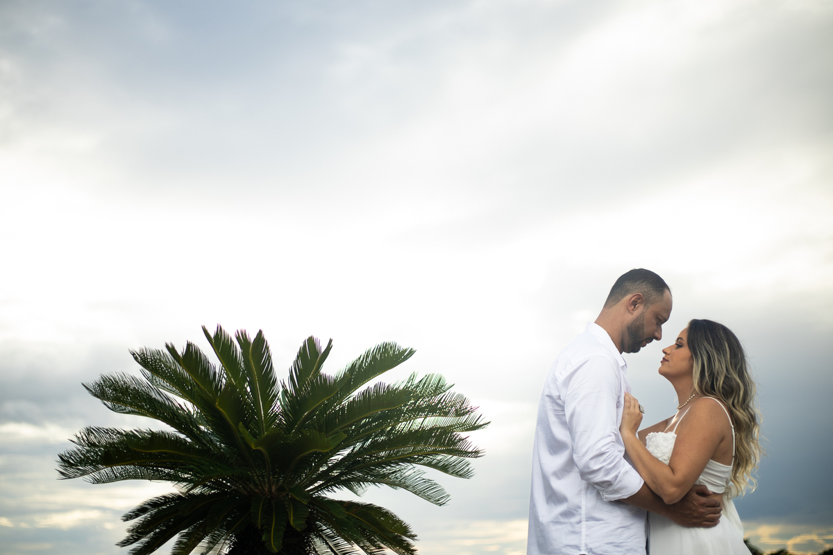 foto-fotografia-evento-casamento-ensaio-precasamento-prewedding-casamento-noivos-noivas-wedding-natureza-igreja-cerimonia-campo-vestido-buque-uberaba-minas