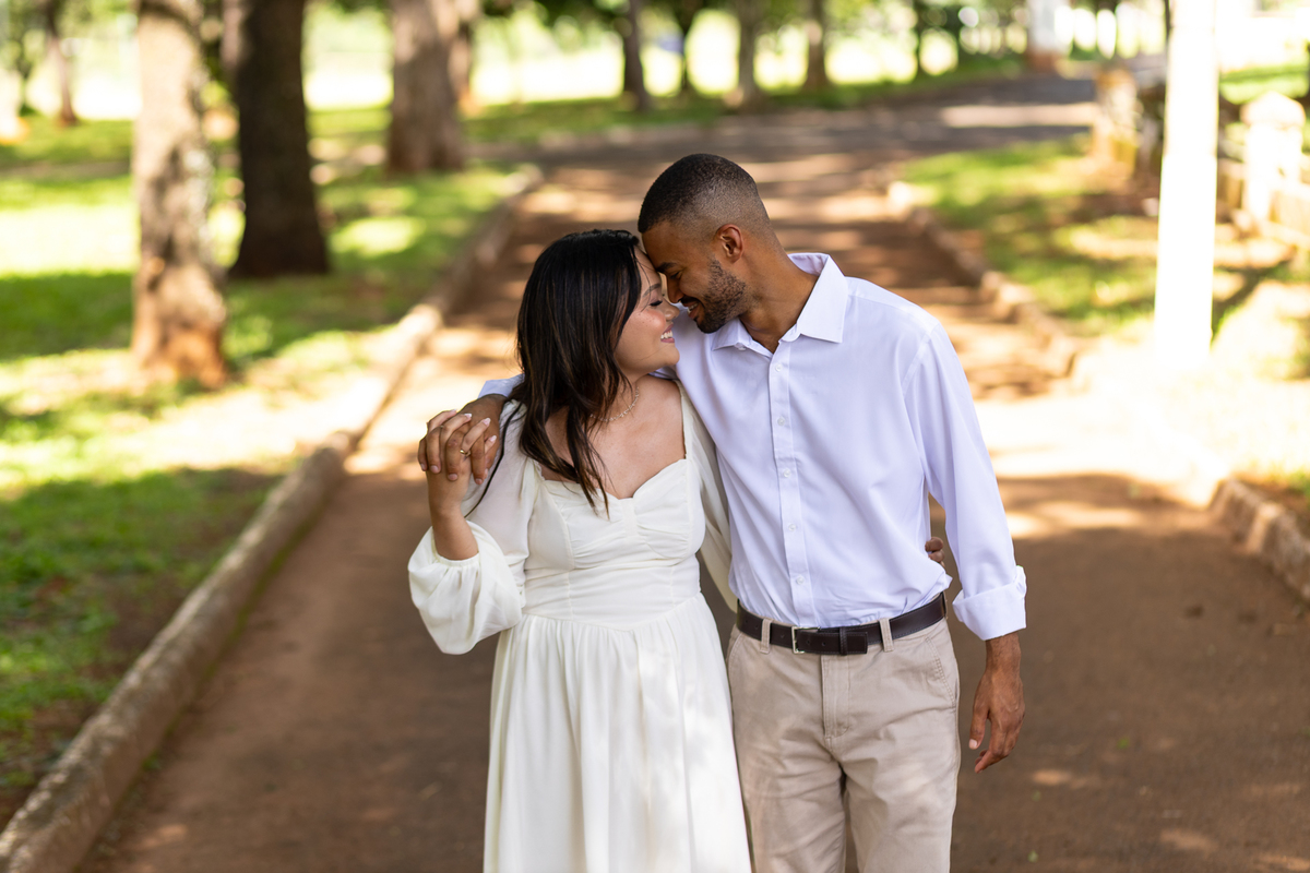 foto-fotografia-evento-casamento-ensaio-precasamento-prewedding-casamento-noivos-noivas-wedding-natureza-igreja-cerimonia-campo-vestido-buque-uberaba-minas
