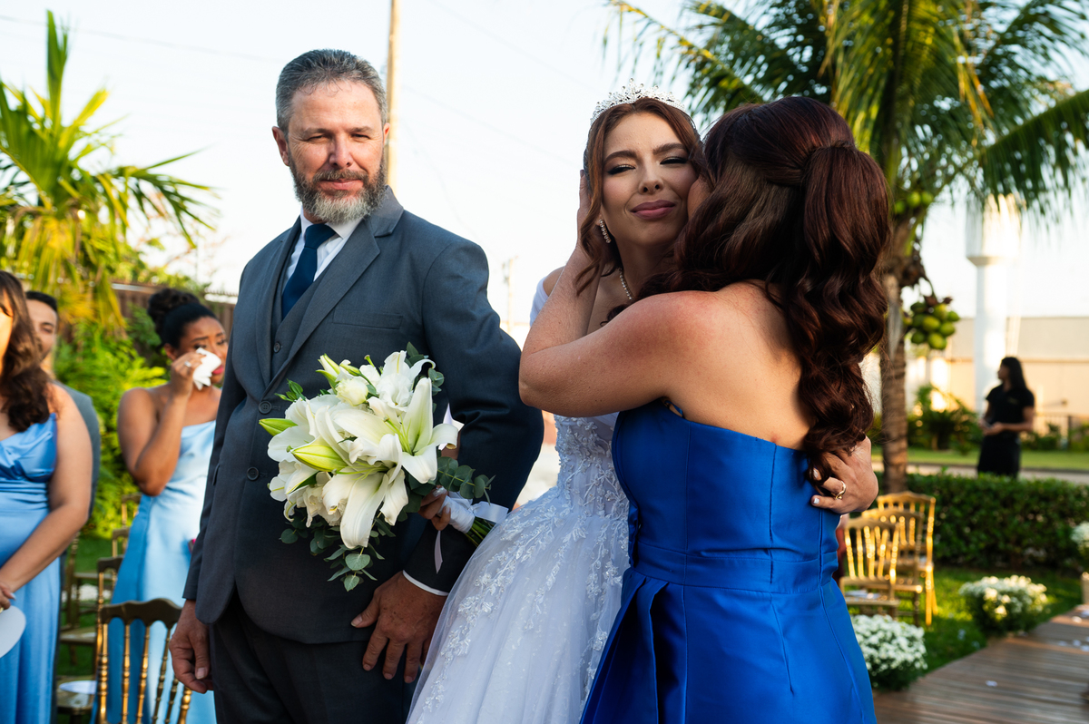 foto-fotografia-evento-casamento-ensaio-precasamento-prewedding-casamento-noivos-noivas-wedding-natureza-igreja-cerimonia-campo-vestido-buque-uberaba-minas