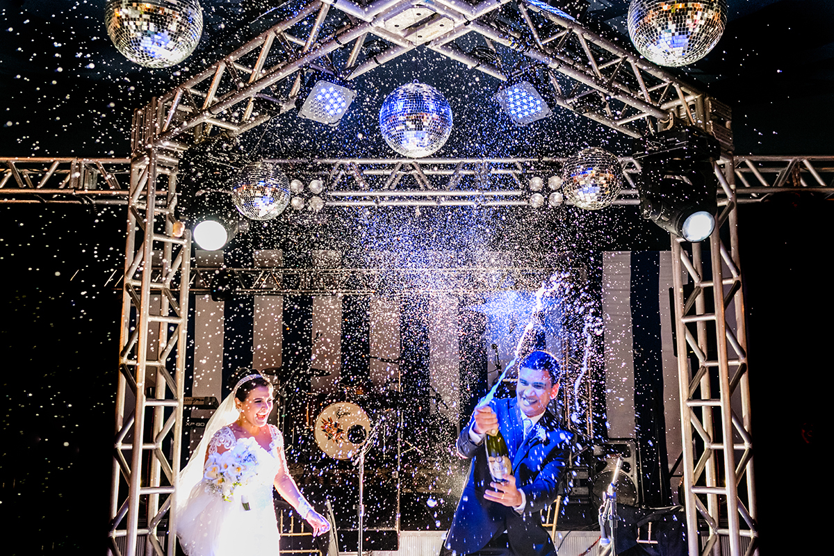 Contate Candida Vasconcellos Estúdio Fotográfico | Fotografia de Casamento e Família