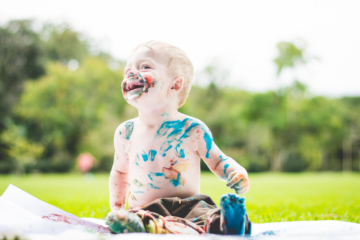 ensaio bebe se lambuzando