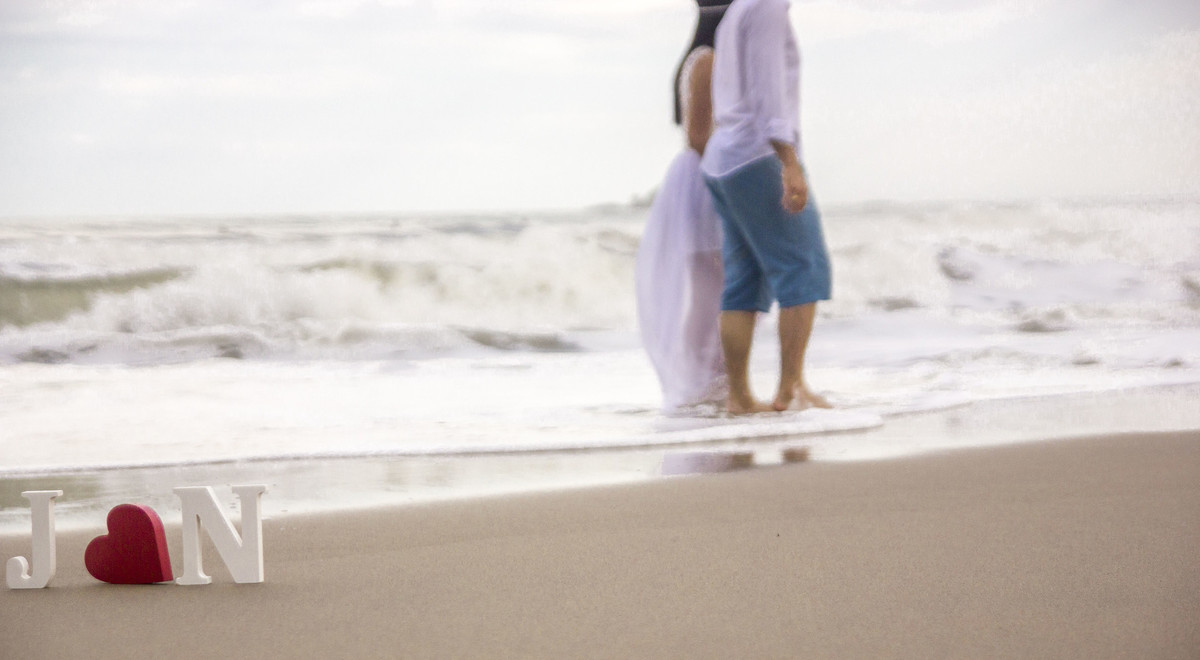 Pre-wedding-noivos-praia-lufabricio