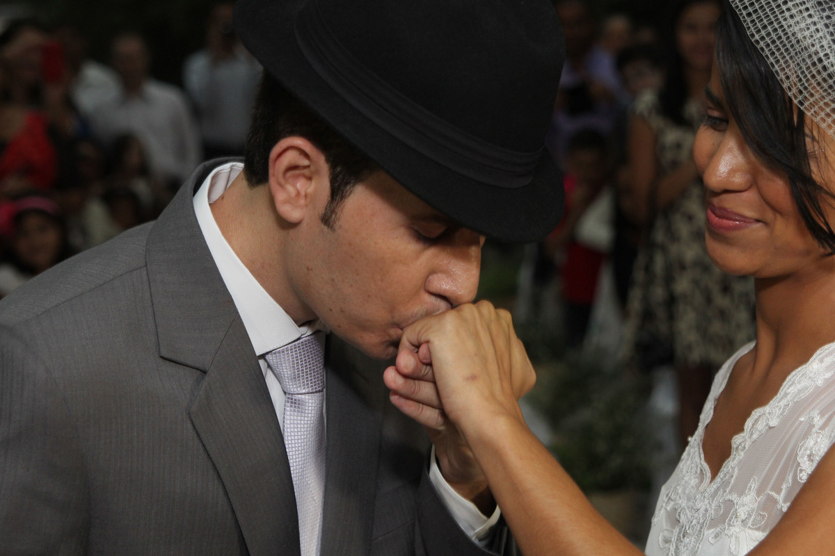 Comprimento do noivos aliança dos noivos