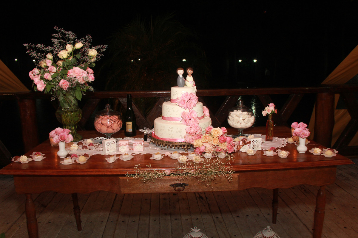 Mesa do bolo topo de bolo