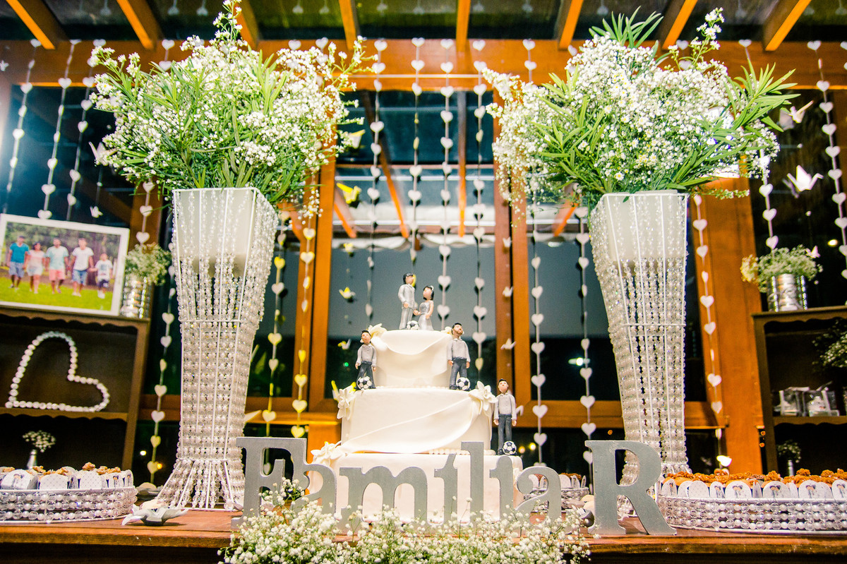 Decoração Mesa do Bolo Casamento