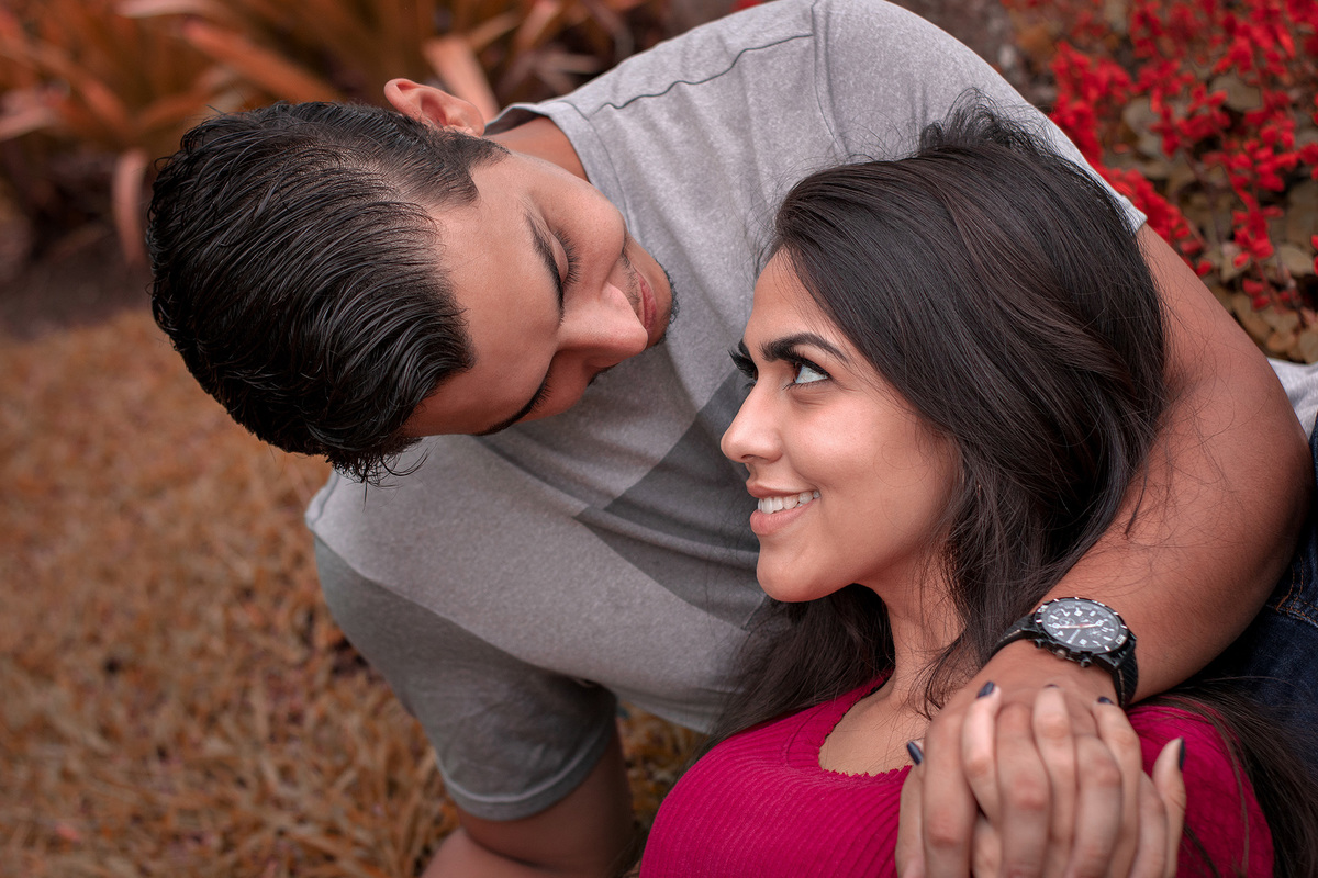 Ensaio Casal flores vermelhas