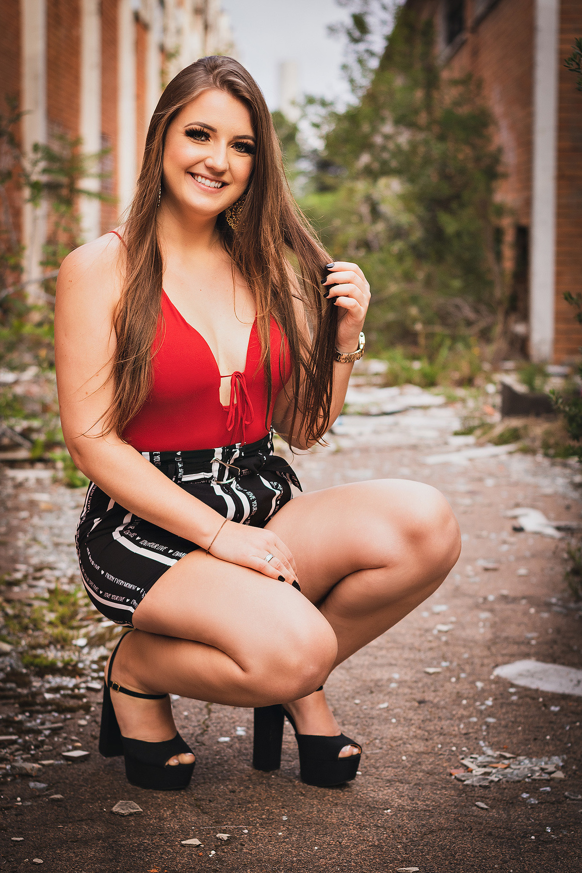 Ensaio Feminino fábrica abandonada Curitiba-PR