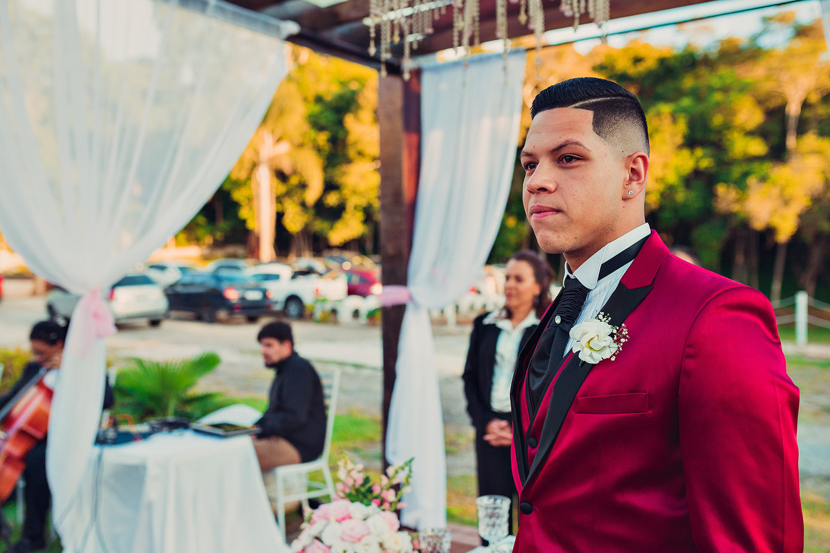 Noivo Casamento no campo São José dos Pinhais