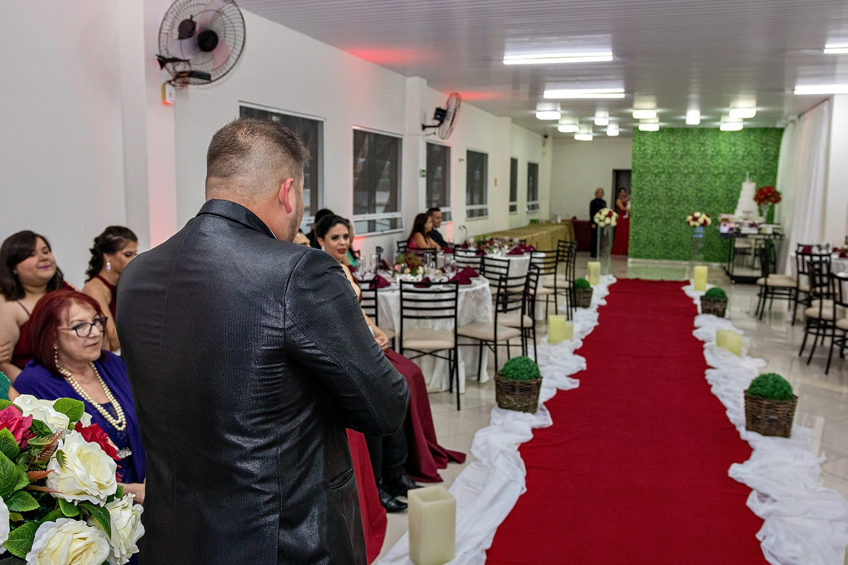 Noivo esperando noiva Curitiba-PR