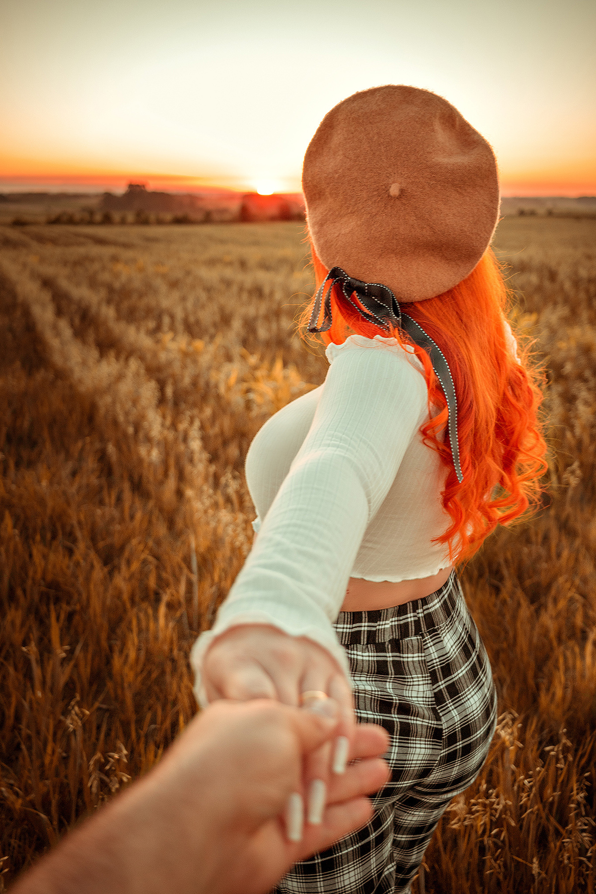 Ensaio Feminino Campo com Pôr do Sol - Colônia Witmarsum