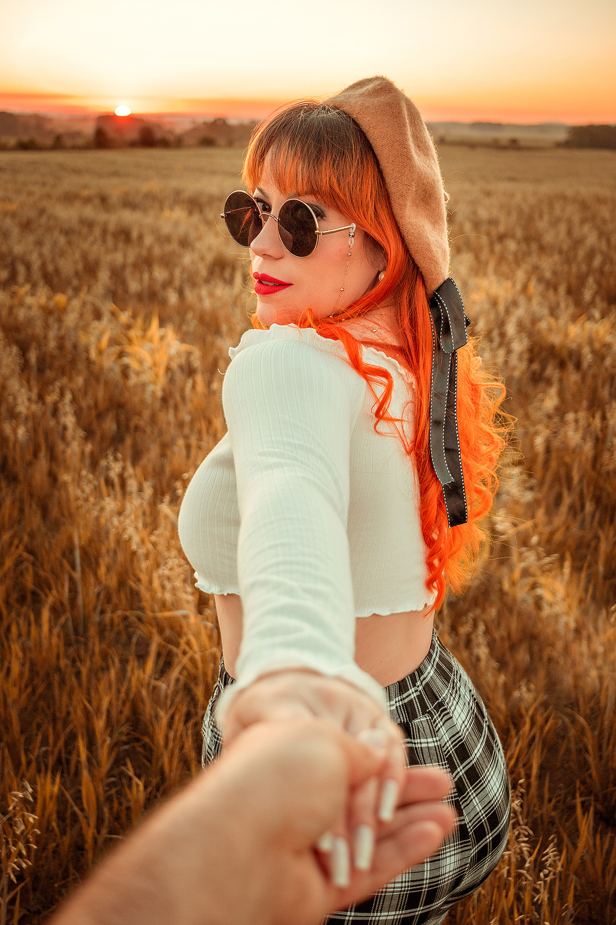 Ensaio Feminino Campo com Pôr do Sol - Colônia Witmarsum