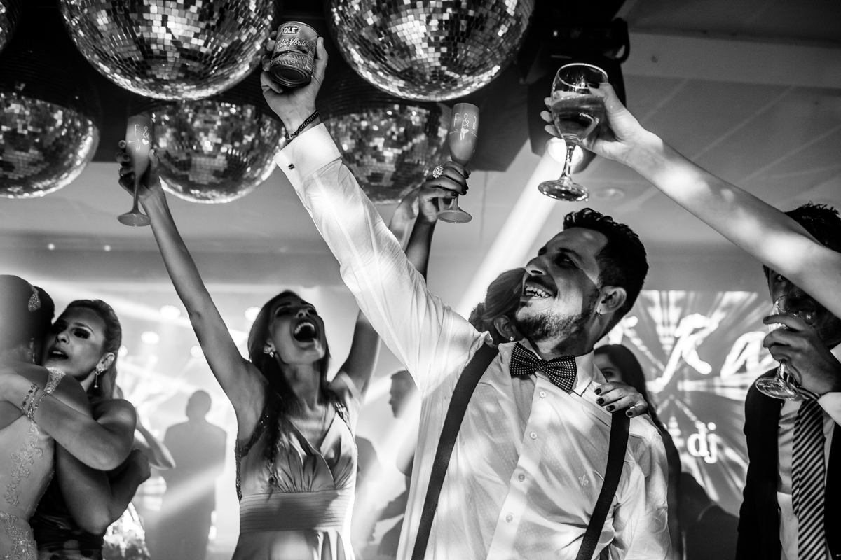 Making of da Noiva, Casamento Religioso, Fotos de Casamento, Inspiração para Casamento, Cerimônia, Festa de Casamento, Recepção de Casamento, Casamento na Igreja, Lindas fotos de Casamento, Fernanda e Bruno, Timóteo MG