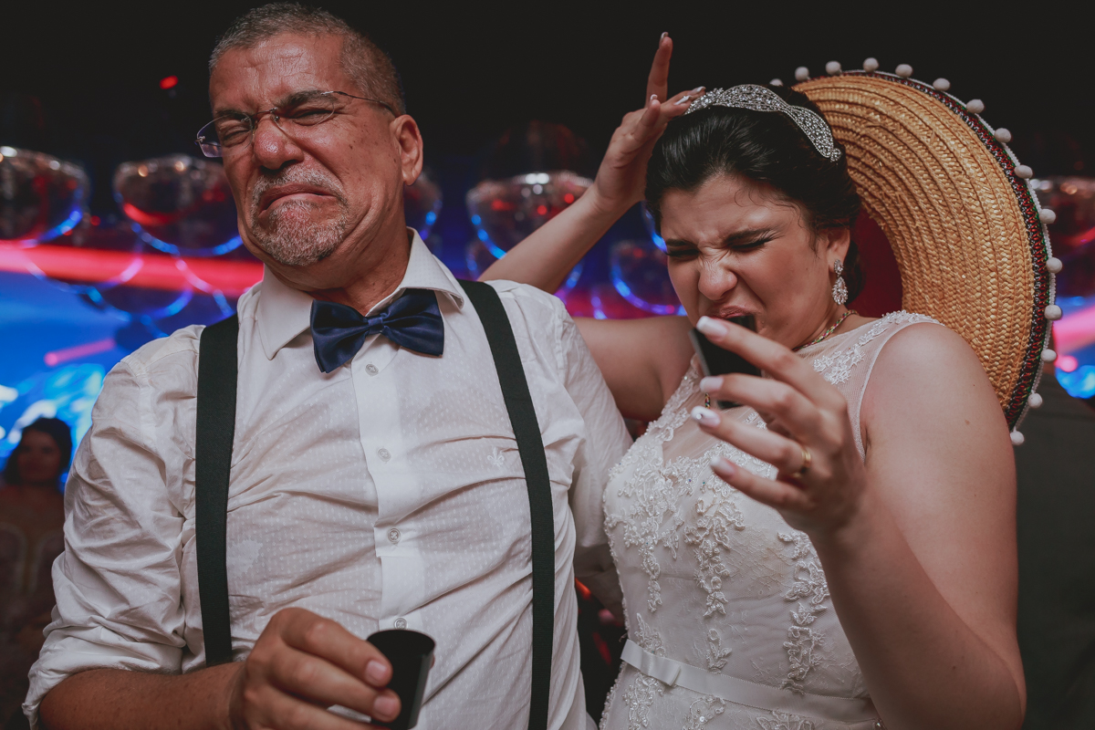 Making of da Noiva, Casamento Religioso, Fotos de Casamento, Inspiração para Casamento, Cerimônia, Festa de Casamento, Recepção de Casamento, Casamento na Igreja, Lindas fotos de Casamento, Fernanda e Bruno, Timóteo MG