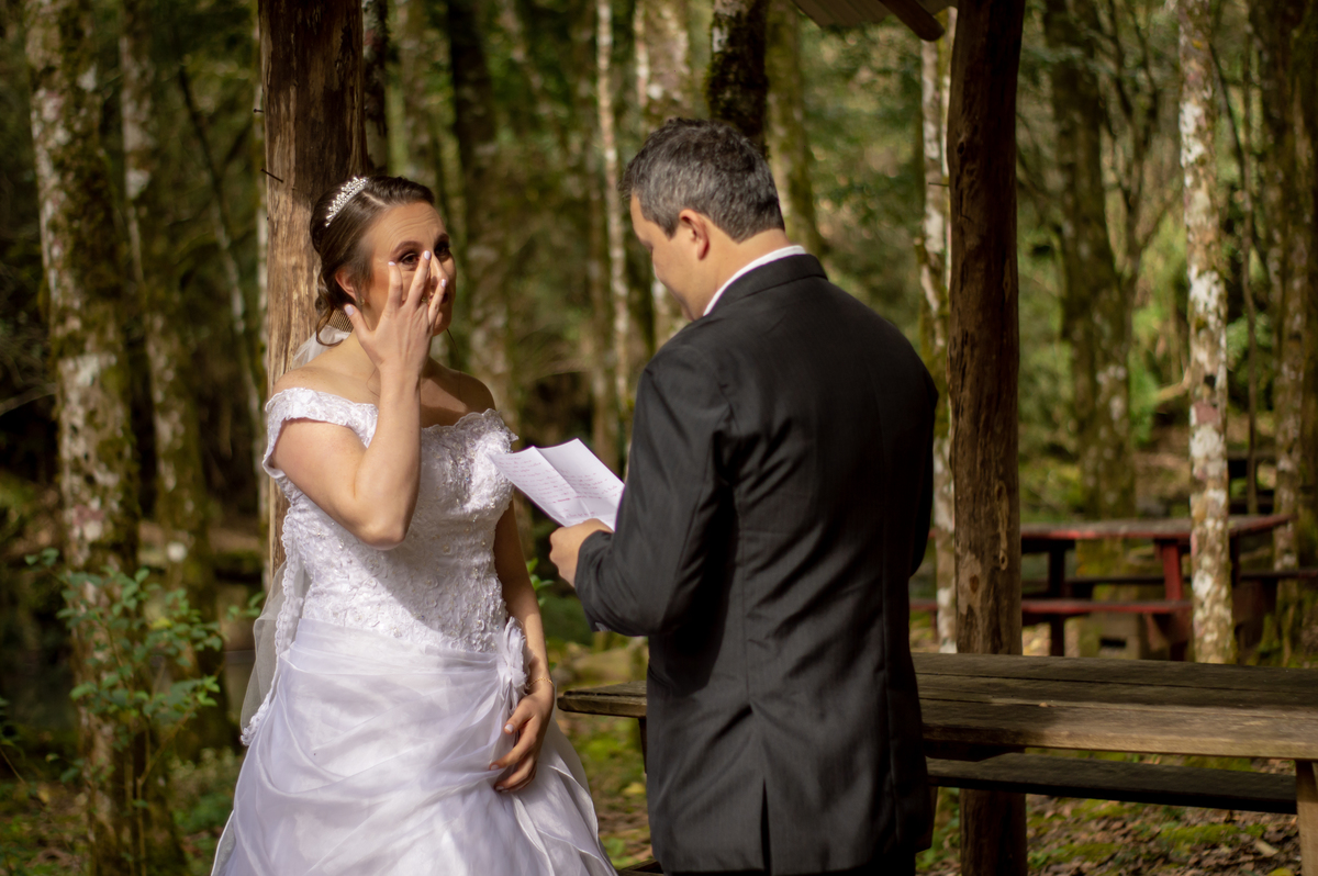 casamento na rua deise e antonio fotografo de casamento em sao leopoldo ensaio wedding em bento gonçalves no caminho das pedras caiu uma lagrima