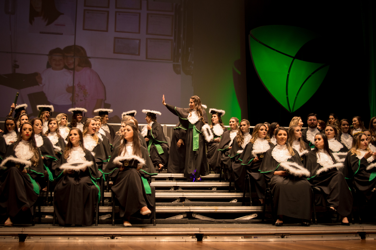 Colação de Gráu | Fotos de Toga | Universidade Feevale | Teatro Feevale 