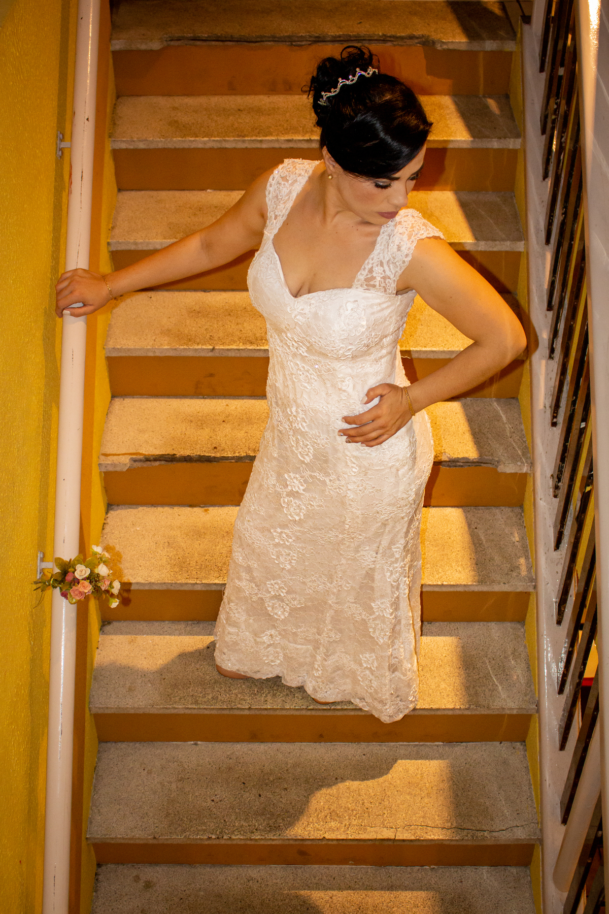 ana paula e clebson fotografo de casamento em sao leopoldo acompanhamento noiva no salao de beleza casamento saint germain pizzaria casal boeira escada