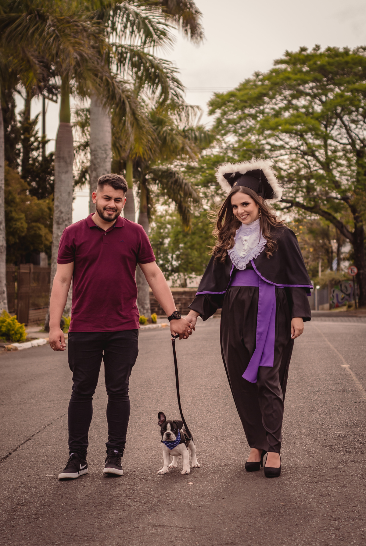 Prova de Toga | Universidade Ulbra | Foto em Casal com Cachorro | Foto com Buldogue | Filho de 4 Patas
