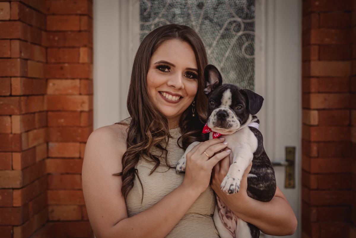 Prova de Toga | Universidade Ulbra | Foto com cachorro | Foto com Buldogue