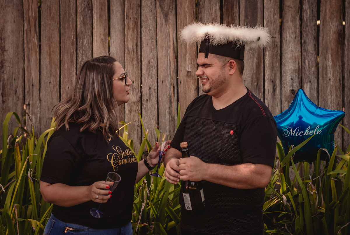 Book de Prova de Toga | Foto de Casal. Fotógrafo de Formatura em São Leopoldo. 