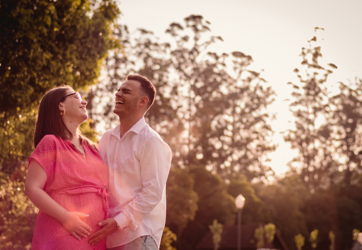 Book de Gestante | Feliz - RS | Fotógrafos de São Leopoldo - RS | Sorrizão | Por do Sol | Papais arriados