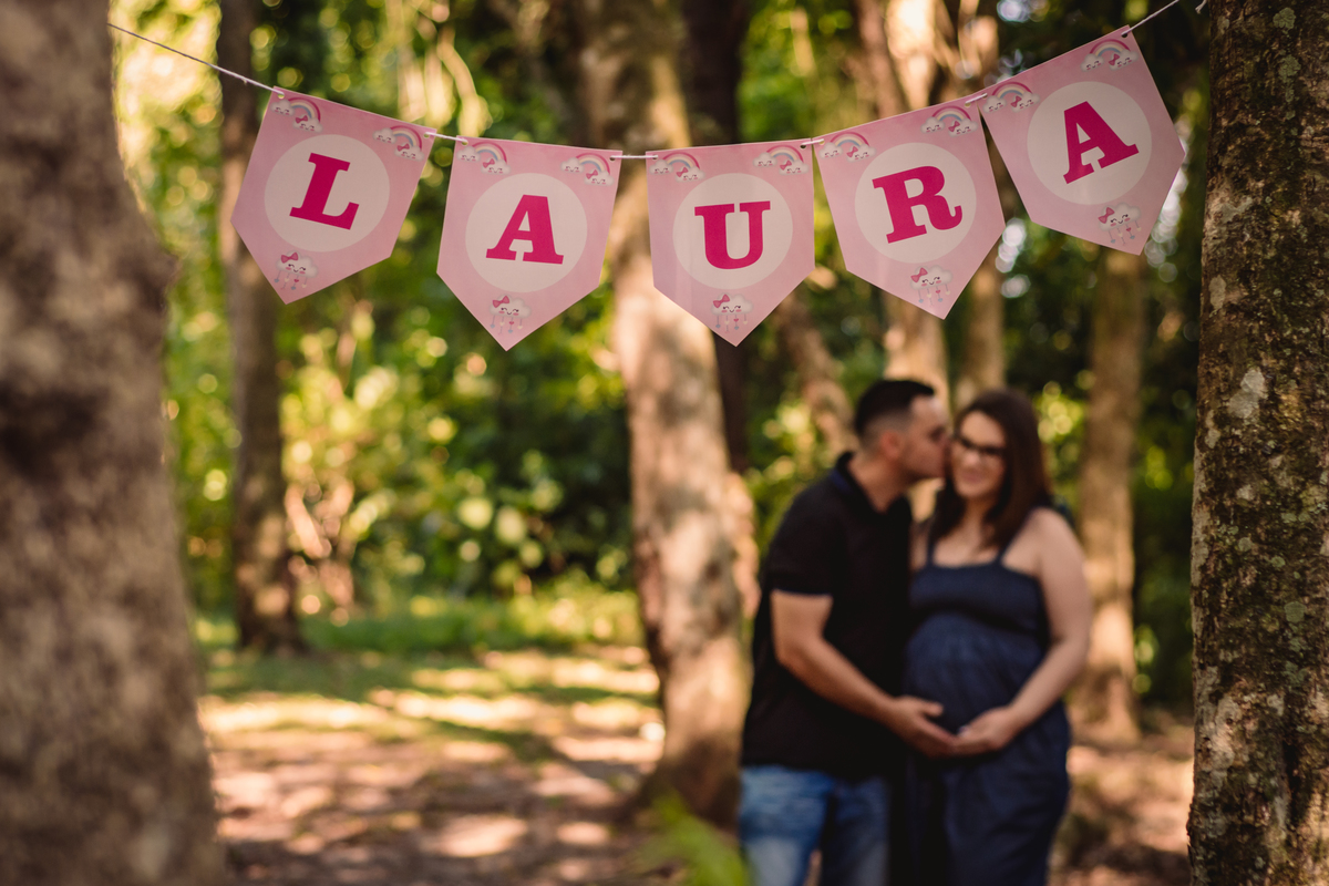 Book de Gestante | Feliz - RS | Fotógrafos de São Leopoldo - RS | Laura | Nome Laura | Gestacional | Casal Alegre | Casal de Fundo