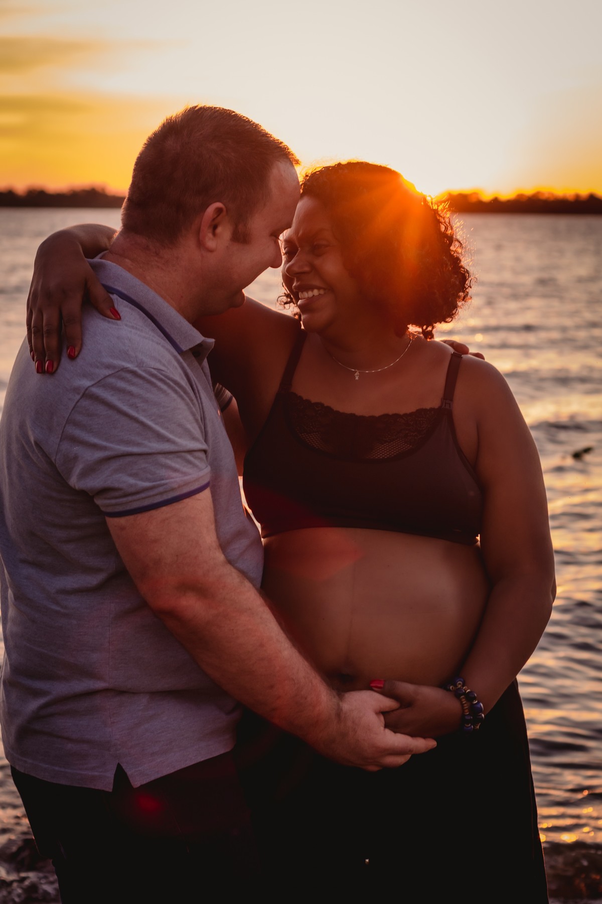 fotografo profissional em sao leopoldo sao leo gestante em porto alegre poa sorriso casal agua rio
