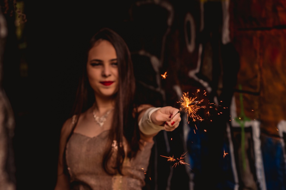fotografo profissional em sao leopoldo fotografia pessoal debutante 15 anos morro reuther canela cassino em ruinas lages de pedra gramado rs aventura foto autoral casal boeira luz de vela de faisca