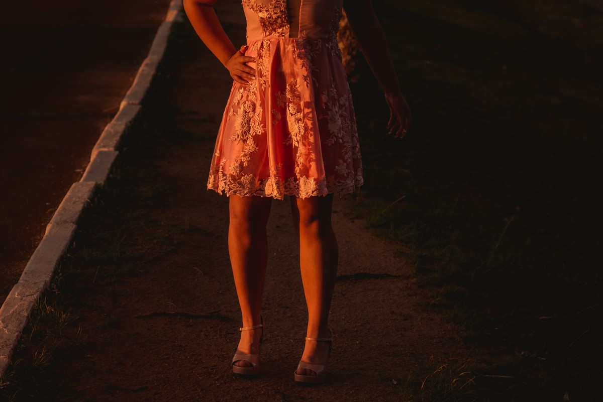 fotografo de debutante em sao leopoldo ensaio de 15th em porto alegre gasometro cidade historica vestido rosa cachorro lulu cais maua fotos urbanas casal boeira