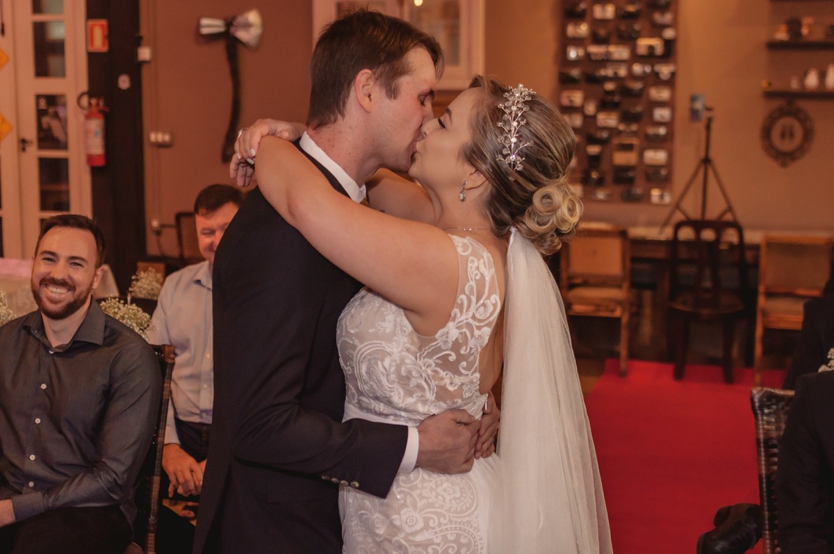 wedding simone e germano fotografo de casamento em sao leopoldo rs wedding fotos do dia da noiva no salao graciela buhler e casamento na funny feelings rpg casal boeira