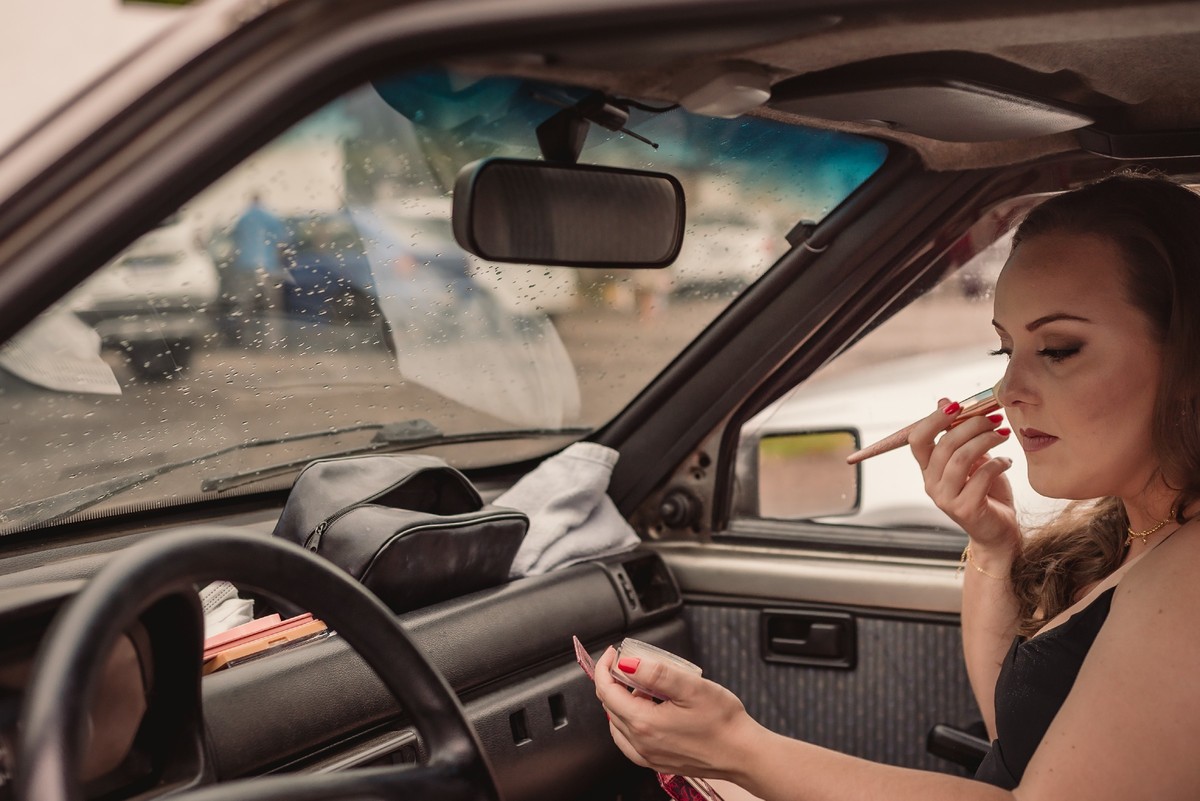 fotografo de formatura em sao leopoldo rs ensaio de formanda em teologia toga lilas ivoti casal boeira