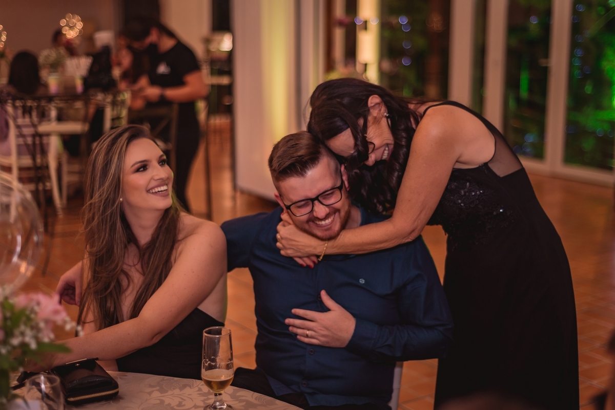 fotografo de formatura em sao leopoldo rs | festa de formatura da feevale de direito no espaco da torre em ivoti rs | casal boeira
fotografo de formatura em sao leopoldo rs fotografias verdadeiras festa de formatura direito em ivoti espaco da torre 