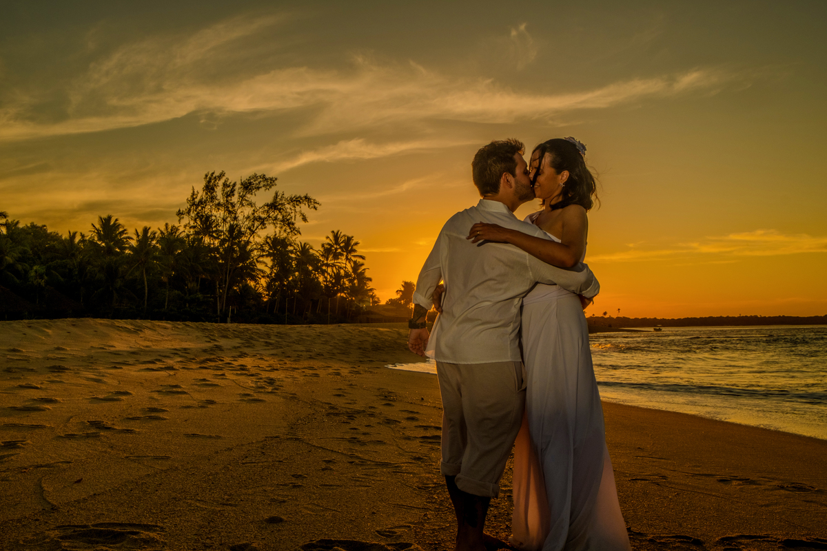 Elopement Wedding no Pôr do Sol da Ilha de Boipeba 