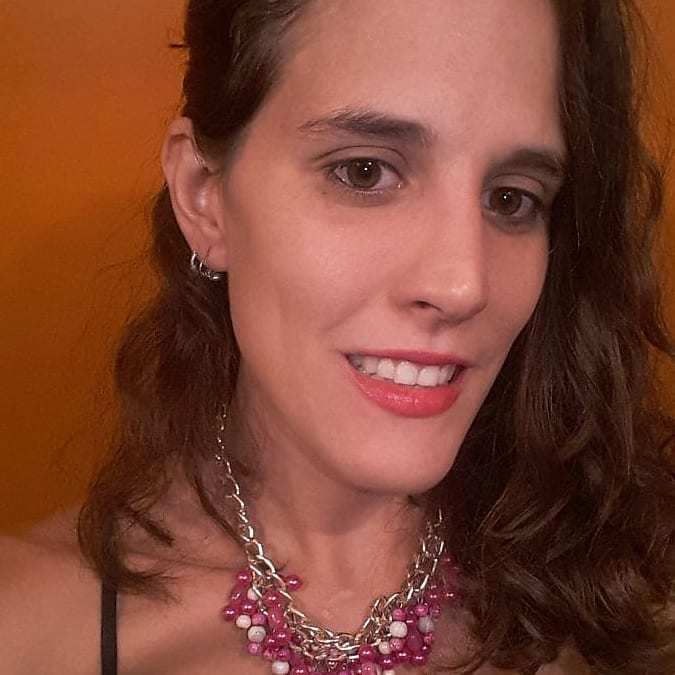 Imagem capa - Sobre mi! por lauraarmandoproducciones