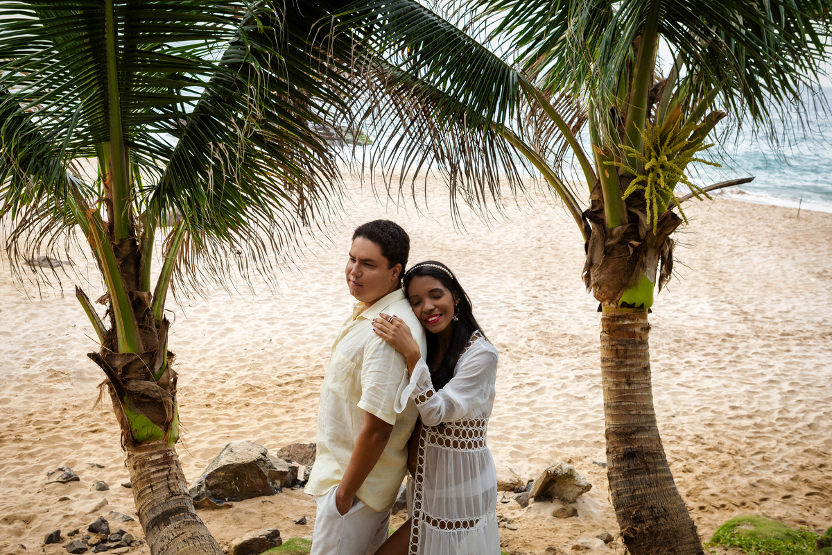 Ensaio de gestante  na praia 