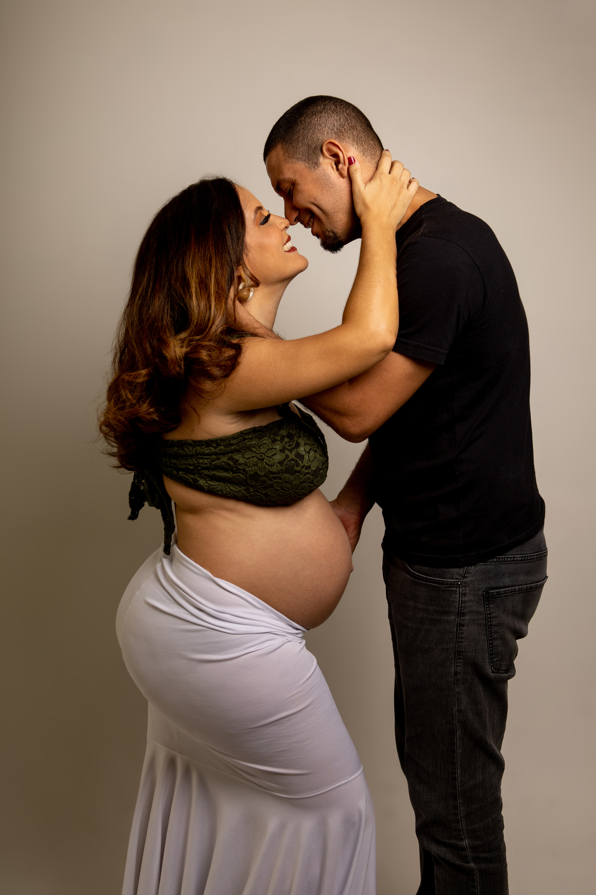 mamãe e papai se abraçando