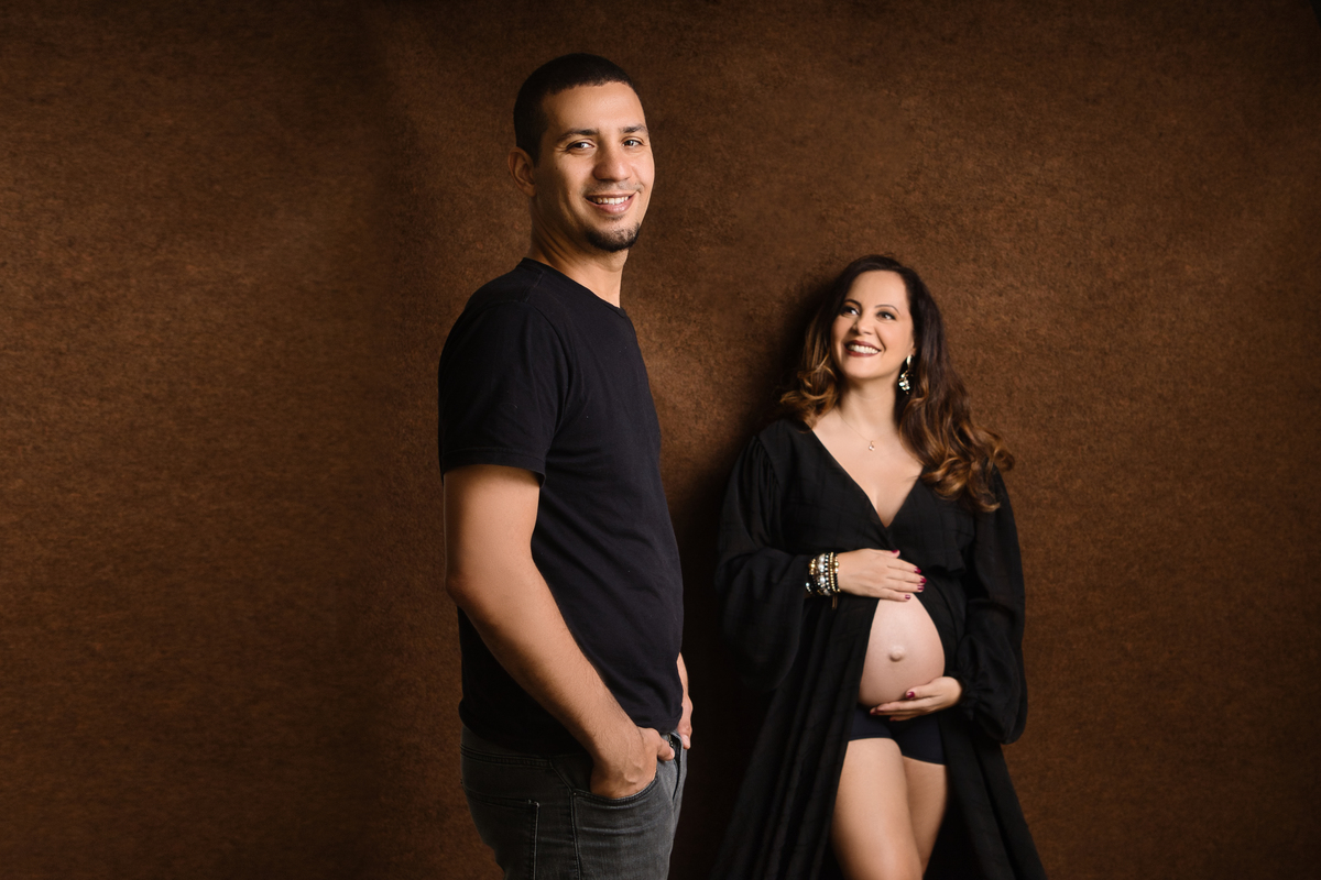 gestante olhando para papai