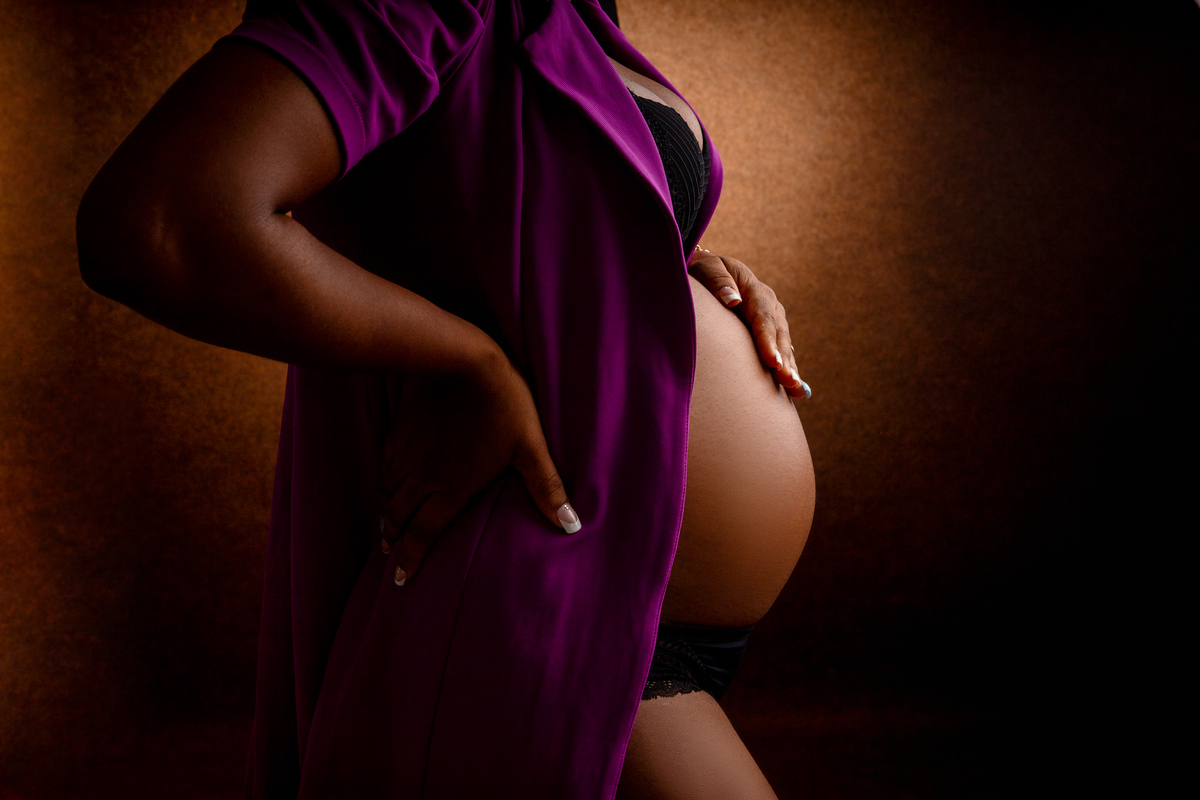 gestante boudoir com blazer