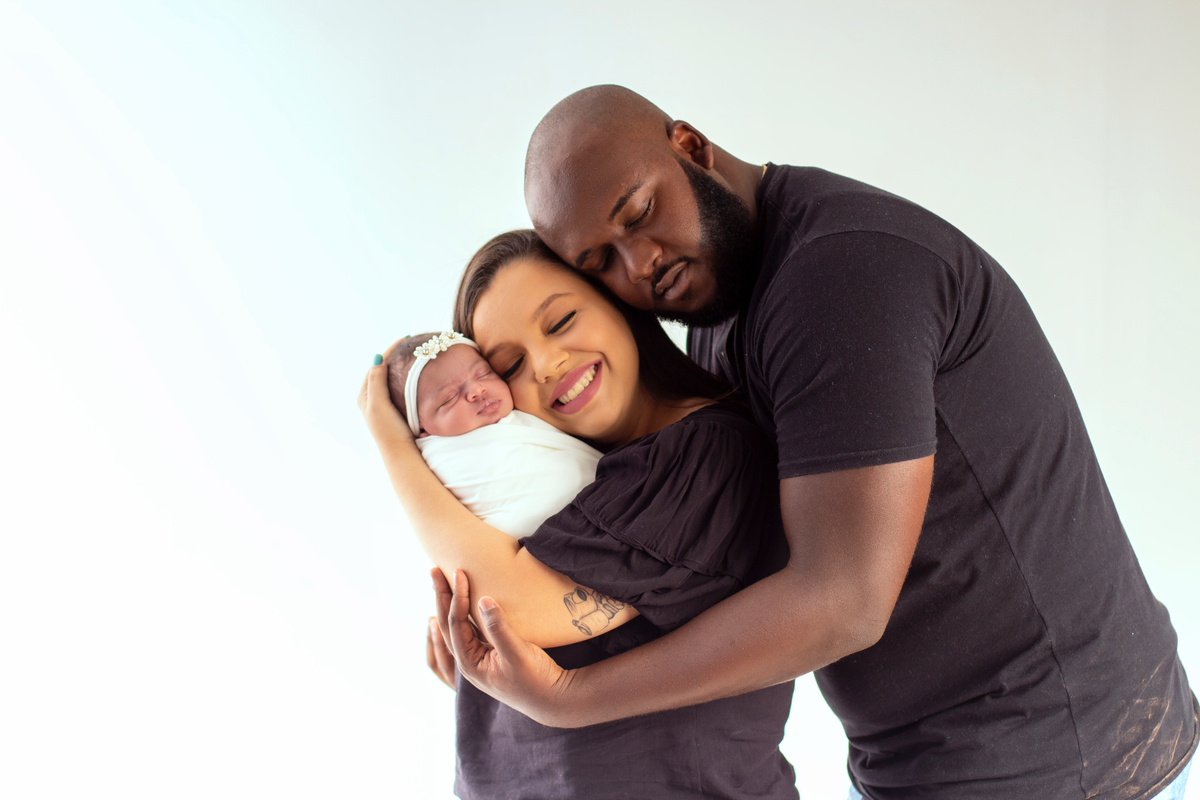 wrap newborn com mamãe e papai