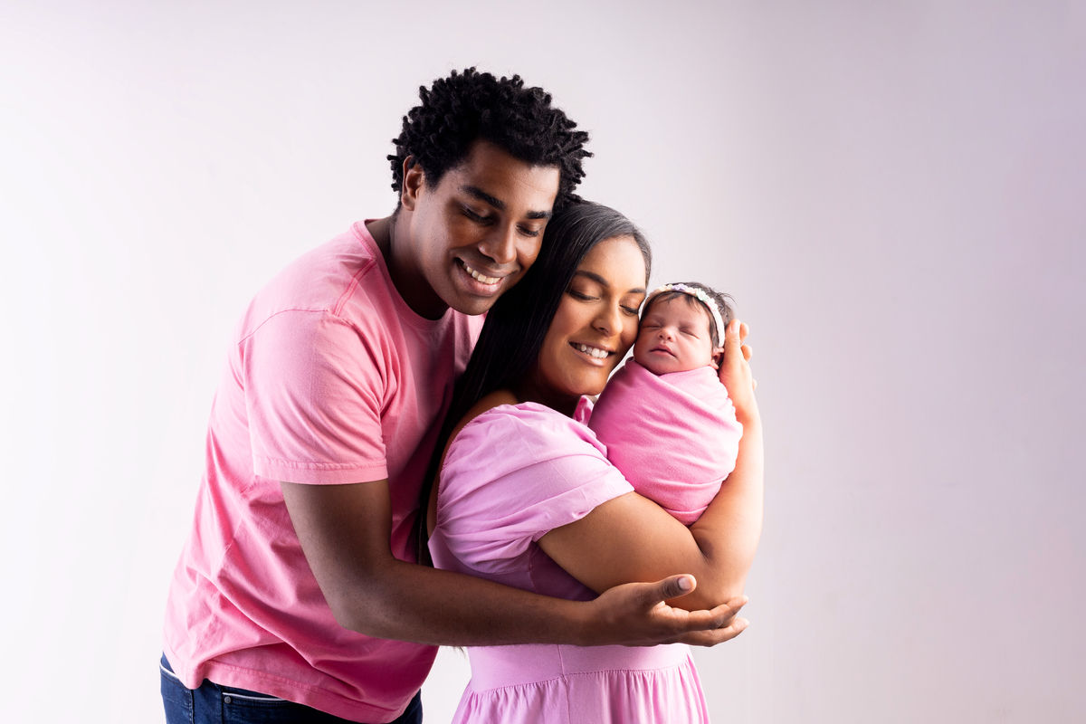 wrap newborn rosa com mamãe e papai