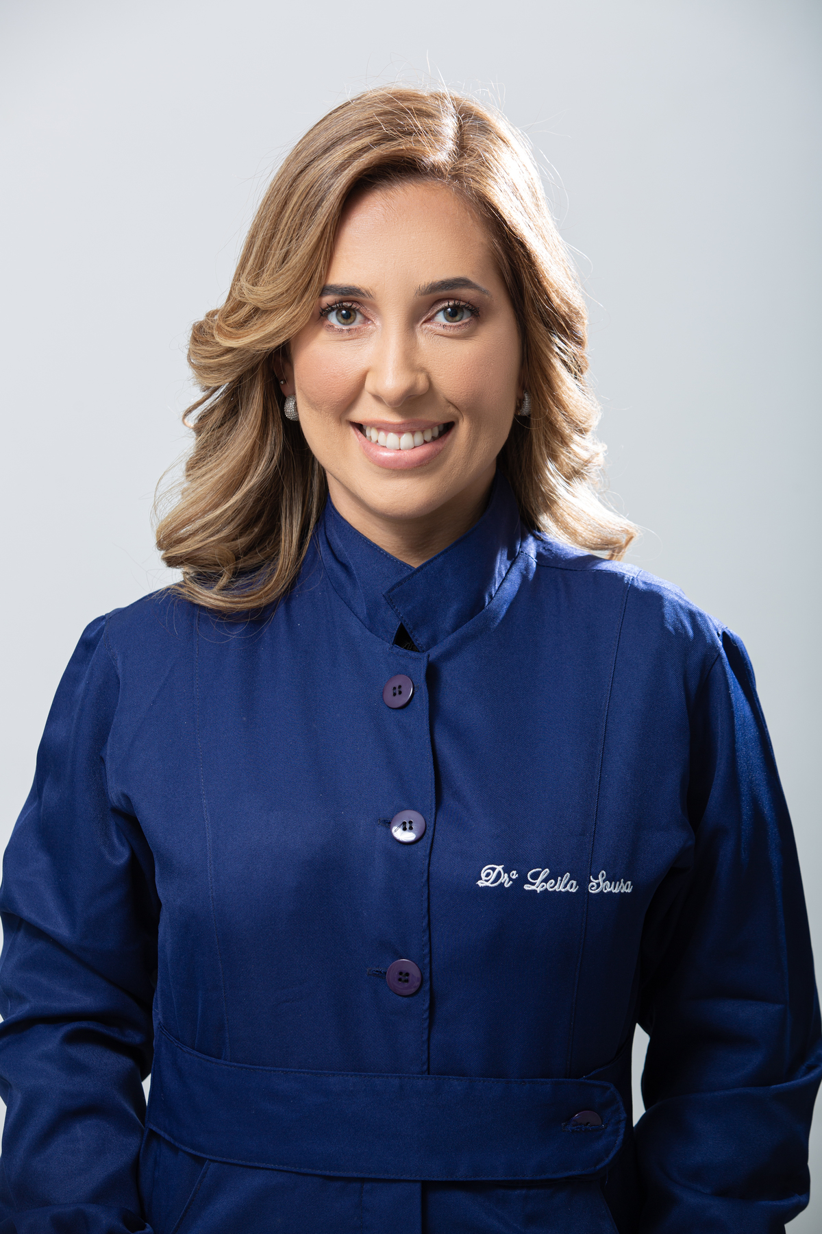 dentista com fardamento