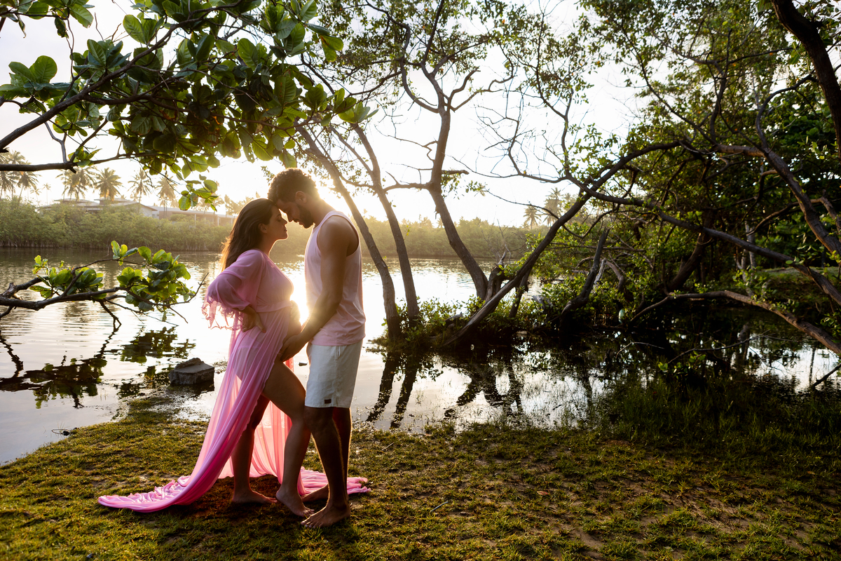 mamãe e papai ao pôr do sol