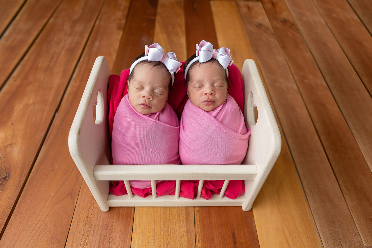 wrap newborn gêmeas rosa props cama