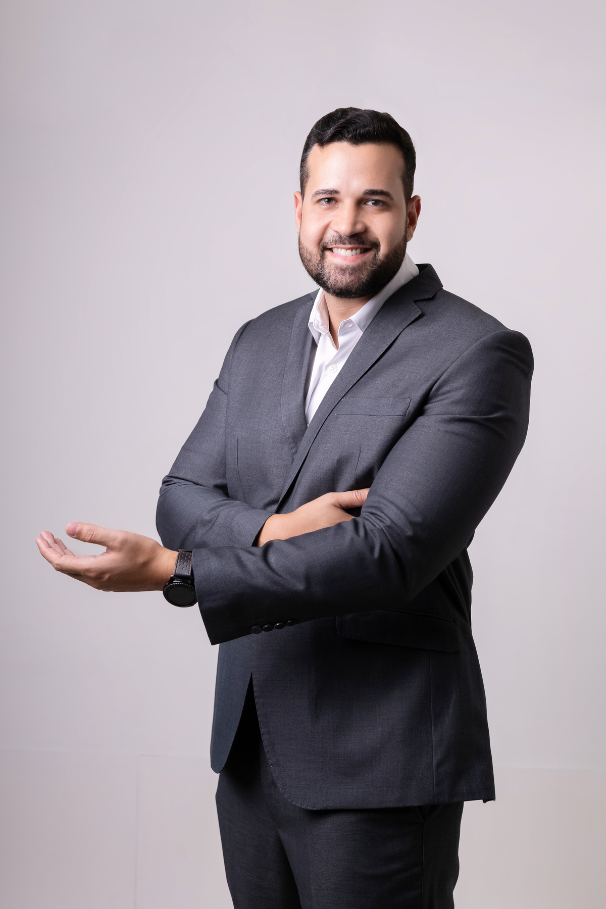 administrador de braço cruzado