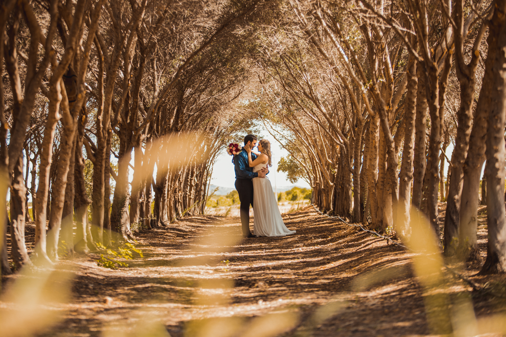 Contate Fotógrafo de Casamento, captura imagens espontâneas e com iluminação perfeita.