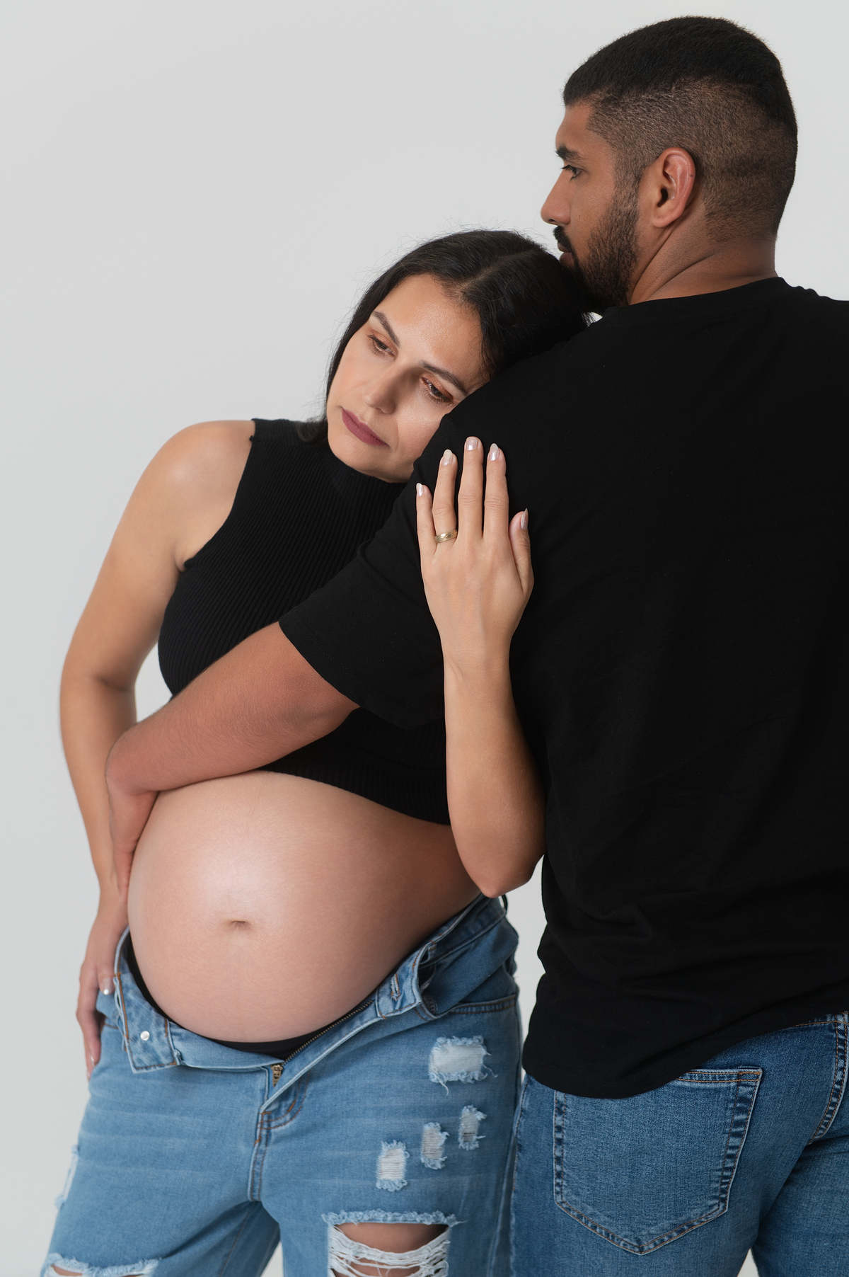 Sessão grávida lifestyle em estúdio