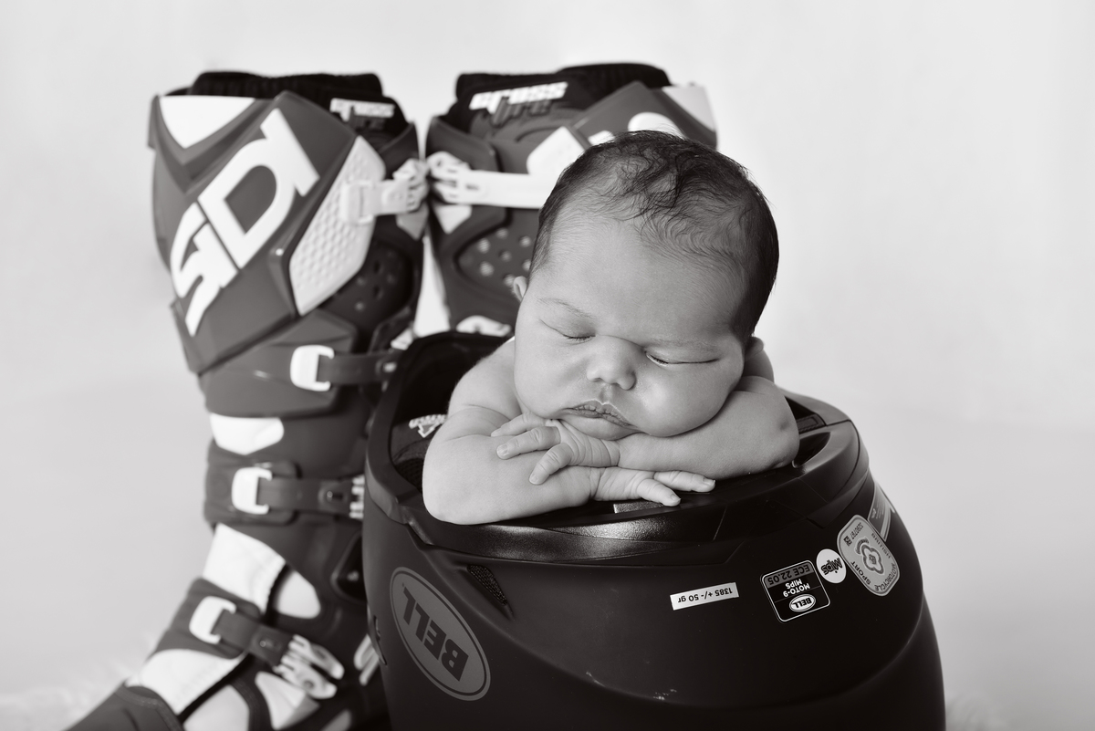 melhorfotografanewborn, estudiofotografia, odeceixemaravilha, Algarve, fotografianewborn, sweetbabyfotografia, bebe, recemnascido, grávida, maternidade, fotografiafamilia, smashthecake, susananovaisfotografia, asmaisbonitasfotografias,dentrocapacete