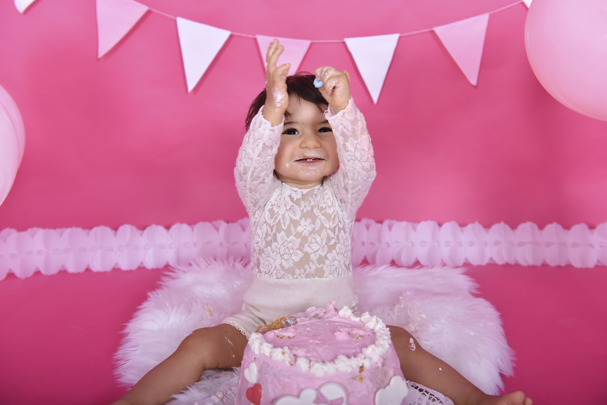 melhorfotografabebe,estudiofotografia,amormaior, odeceixemaravilha,Algarve,fotografiabebes,sweetbabyfotografia,bebe,baloes,cenarioencantador,bolo,fotografiafamilia,smashthecake,susananovaisfotografia,asmaisbonitasfotografias,bolo,osmaislindosrompers