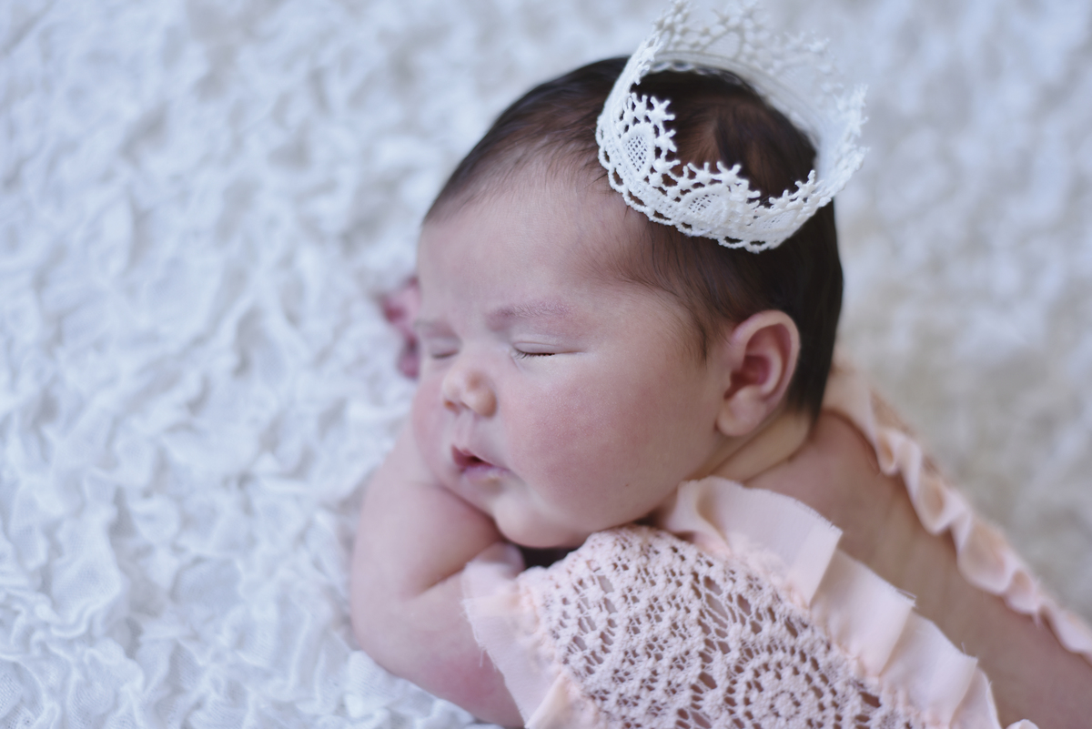 bochechinhas,booknewborn,fotosbebe,fotosrecemnascido,newborn,rompers,princesa,amelhorfotografarecemnascidos